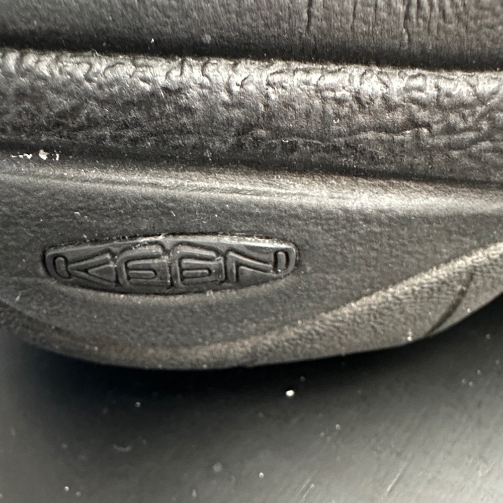 Keen Black Women's Slip on shoes size 7.5 - Picture 5 of 6